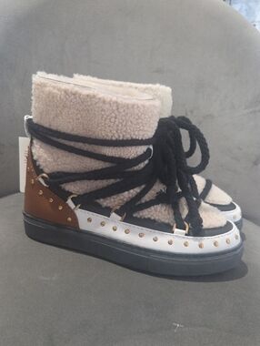 Inuikii City Rock Boots